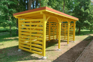 Wood shelter II